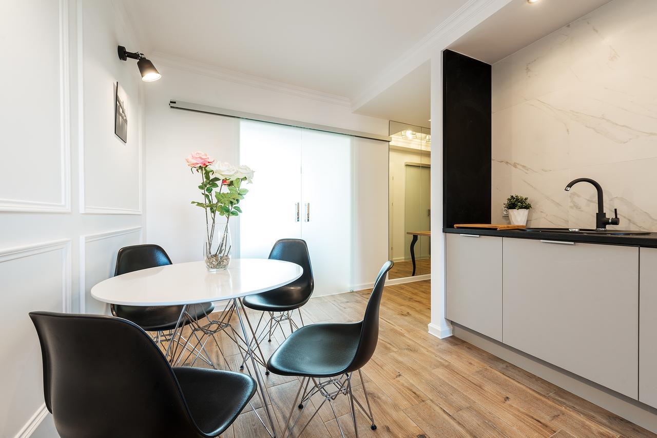 P&O Apartments Emilii Plater Varsovie Extérieur photo